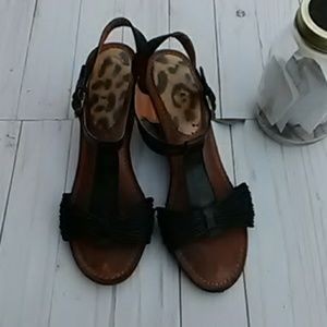 Bare Traps Black Wedge Sandals Size 10